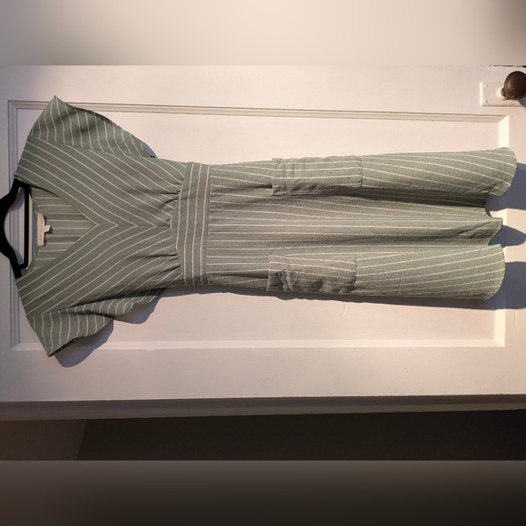 Monteau Los Angeles mid length sun dress - Picture 1 of 4